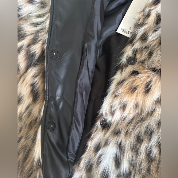 Faux Fur Leopard Jacket - Picture 12 of 15